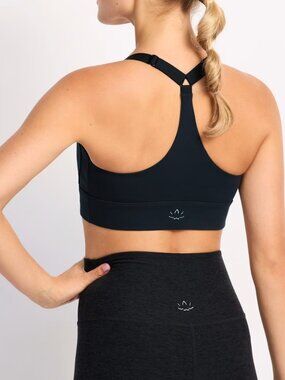 Beyond Yoga Powerbeyond Strive Longline Sports Bra